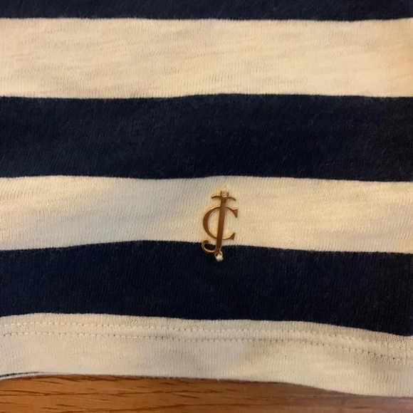 ❌FINAL❌ JUICY COUTURE EUC Striped Crystal Neck Tee - Picture 3 of 5